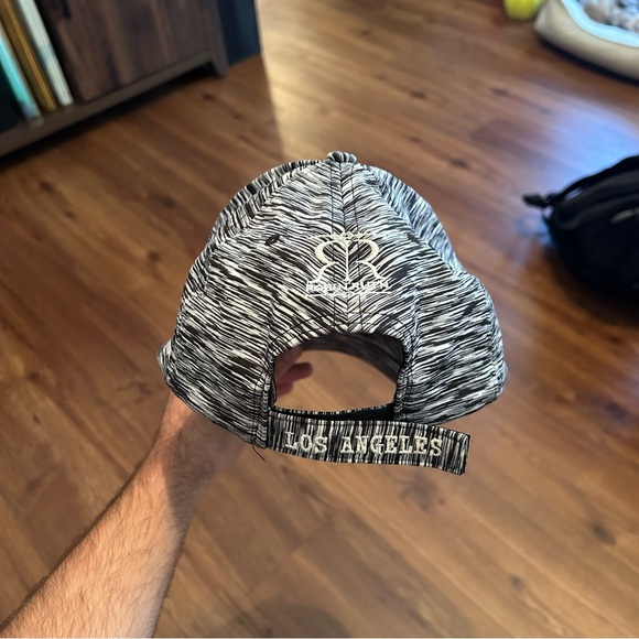 Los Angeles Adjustable Hat - Picture 5 of 5